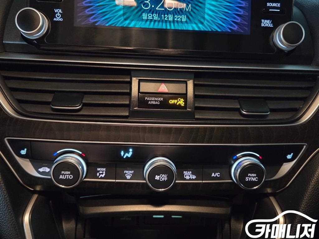 혼다 어코드(10세대) 1.5 터보 썸네일 12