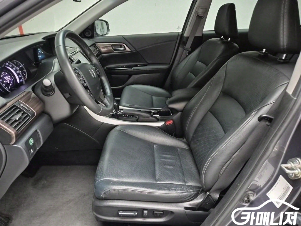 혼다 올뉴어코드 2.4 썸네일 11