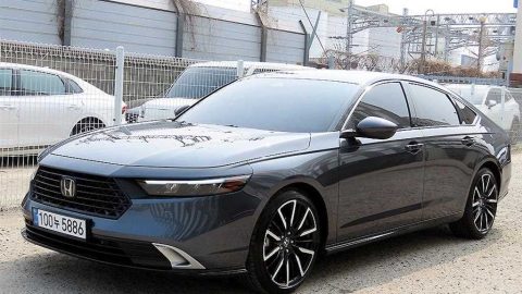 혼다 어코드(11세대) 2.0 하이브리드 투어링