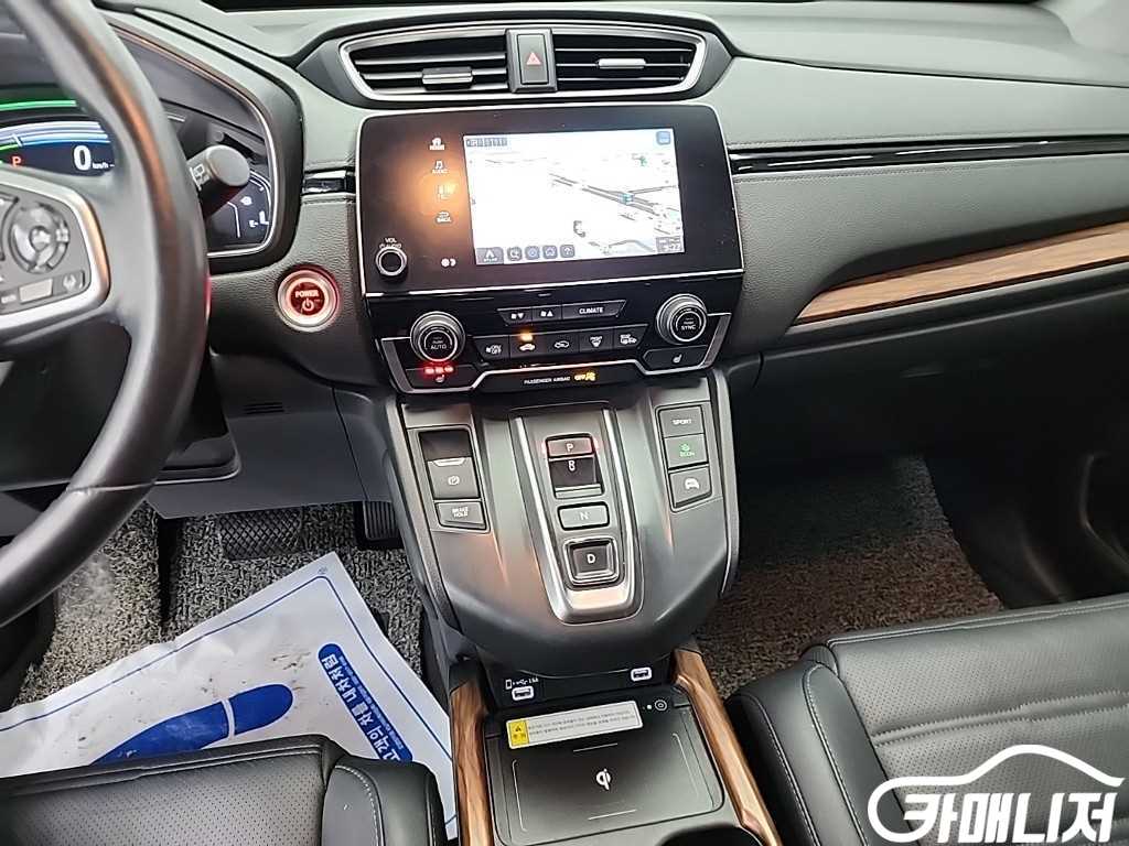 혼다 CR-V 5세대 2.0 하이브리드 투어링 4WD 썸네일 10