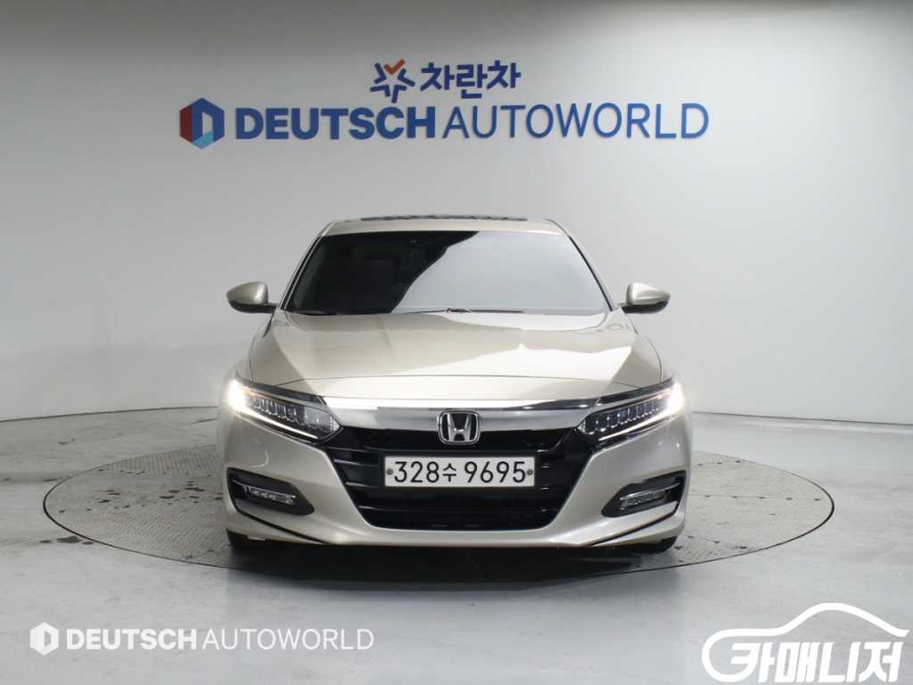 혼다 어코드(10세대) 2.0 하이브리드 EX-L 썸네일 3