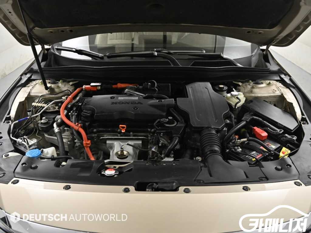 혼다 어코드(10세대) 2.0 하이브리드 EX-L 썸네일 5