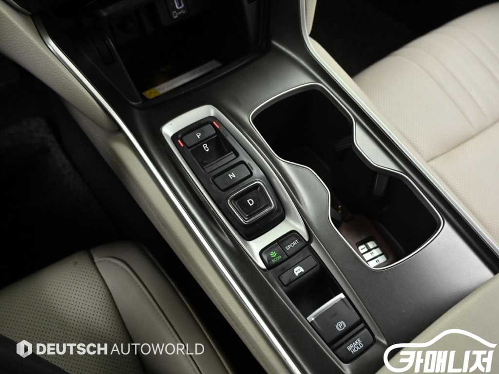 혼다 어코드(10세대) 2.0 하이브리드 EX-L 썸네일 8