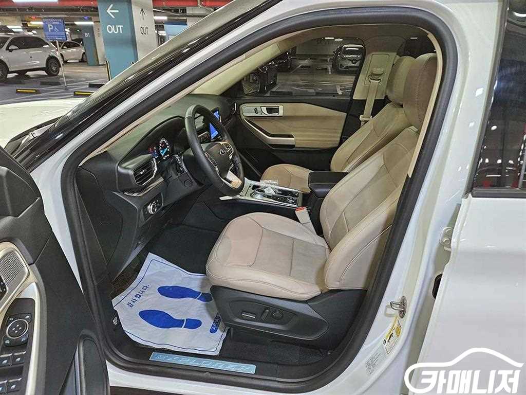 포드 익스플로러 6세대 2.3 AWD 리미티드 썸네일 6