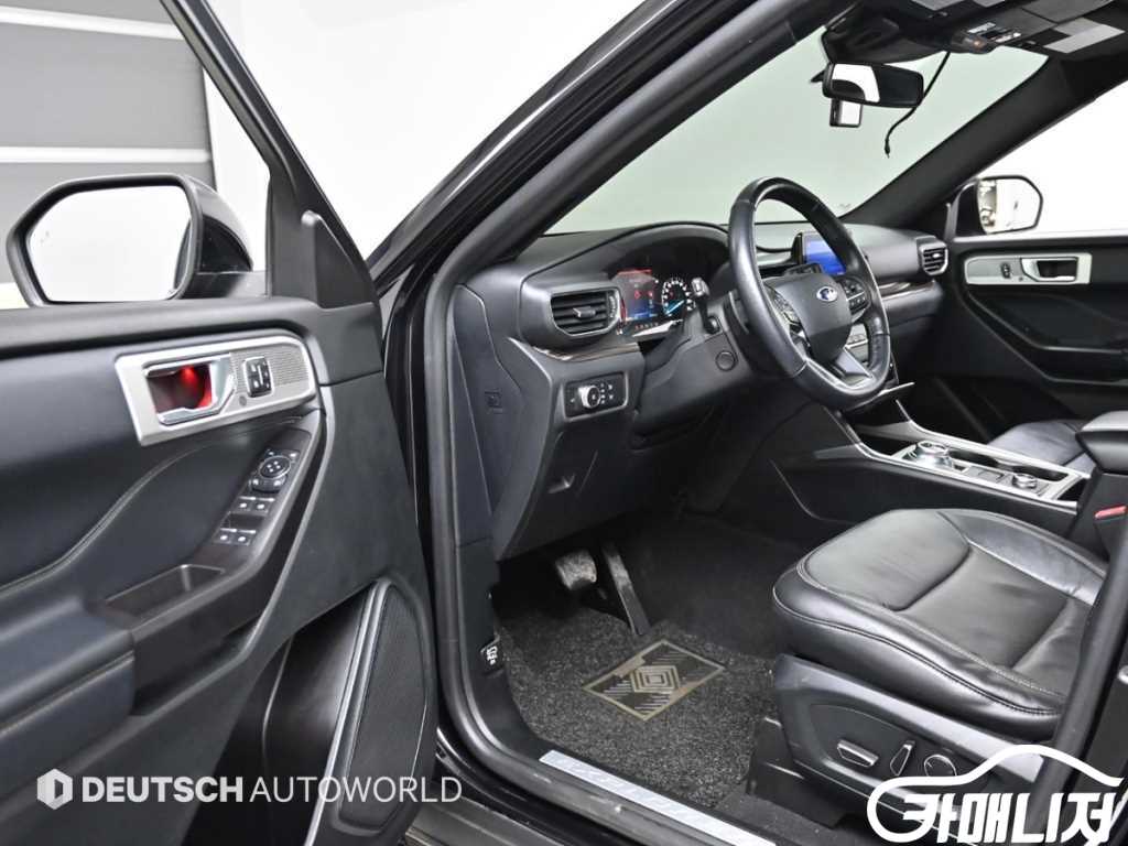 포드 익스플로러 6세대 2.3 AWD 리미티드 썸네일 11