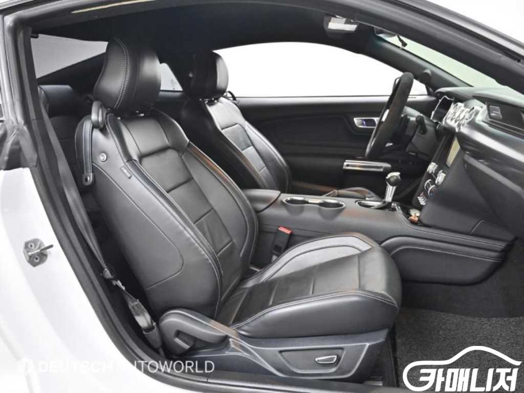 포드 머스탱 6세대 5.0 GT 쿠페 썸네일 10