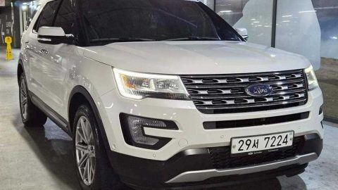 포드 익스플로러 2.3 에코부스트 리미티드 4WD