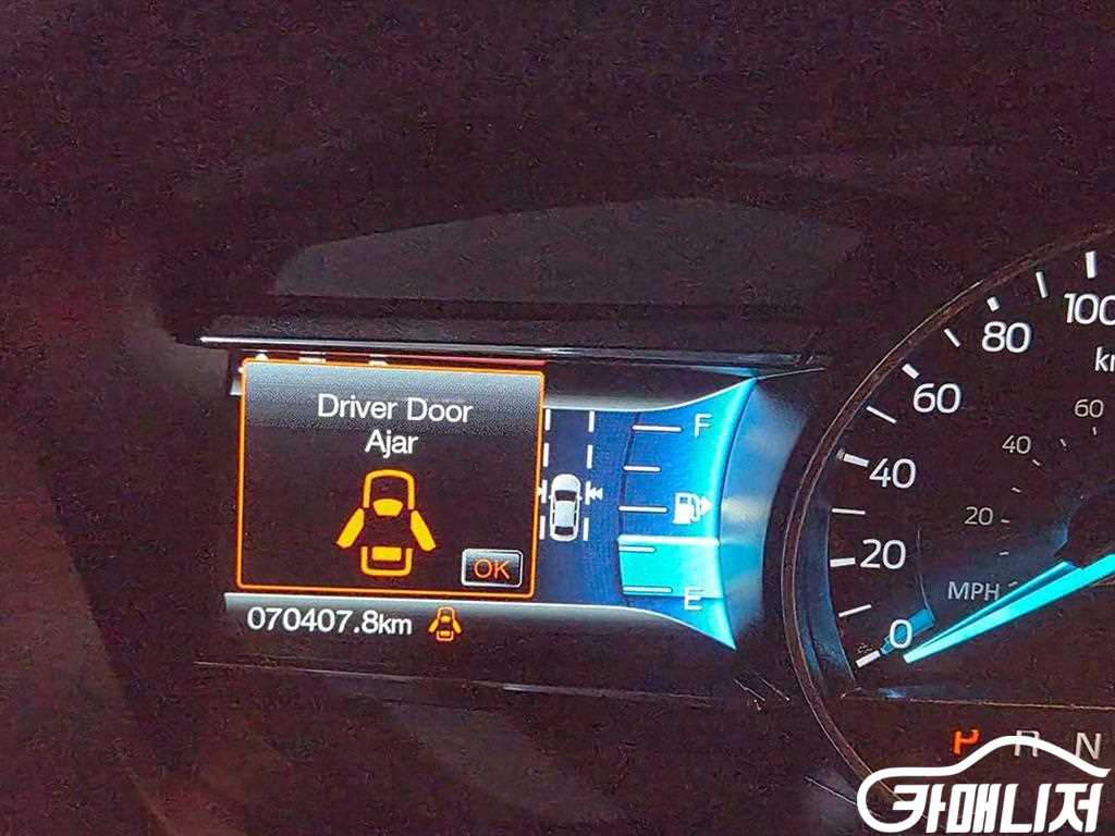 포드 익스플로러 2.3 에코부스트 리미티드 4WD 썸네일 9