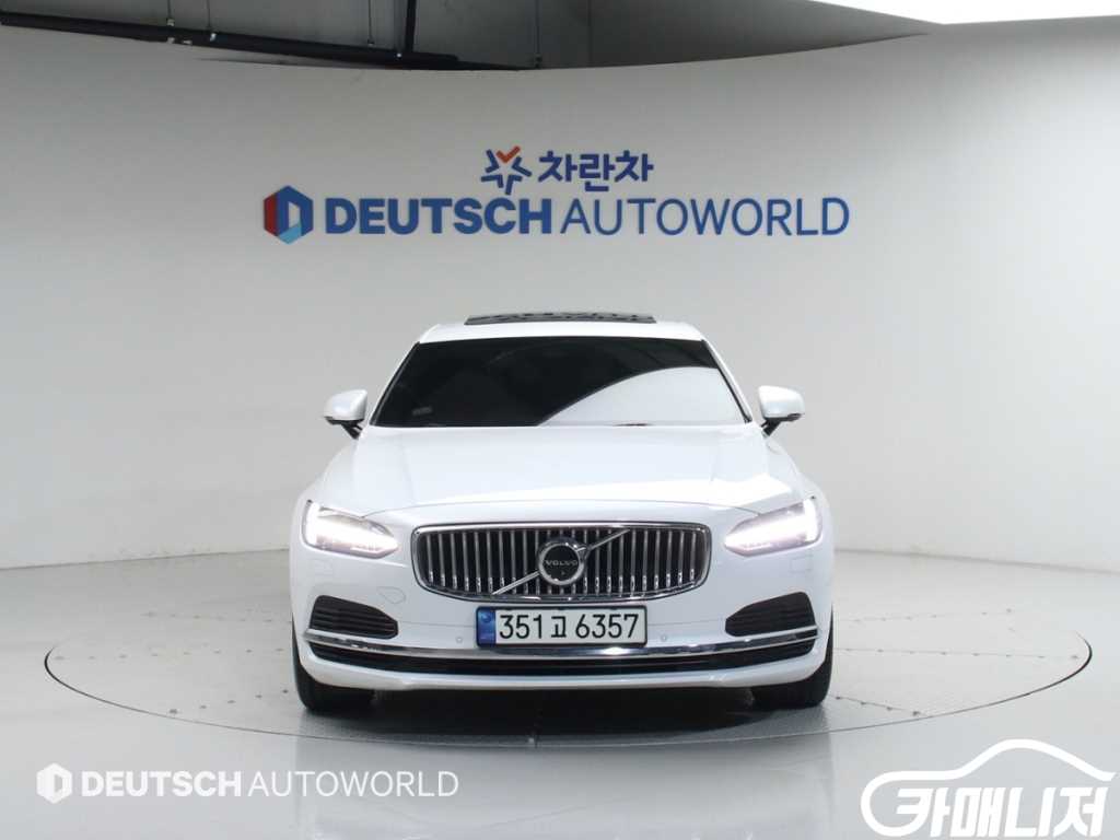 볼보 S90 T8 AWD 인스크립션 썸네일 3