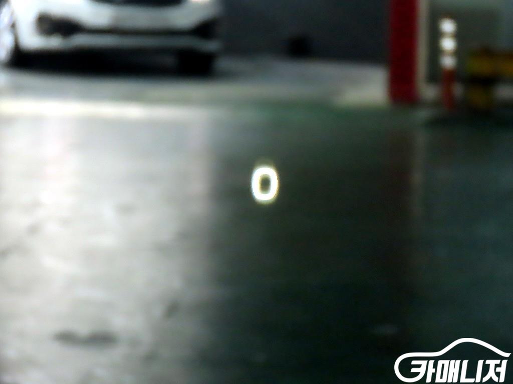 볼보 XC90 2세대 2.0 B6 AWD 썸네일 12