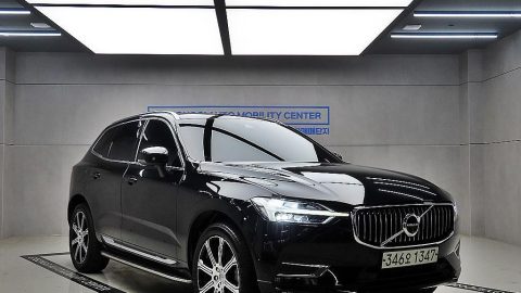 볼보 XC60(2세대) B5 AWD 인스크립션