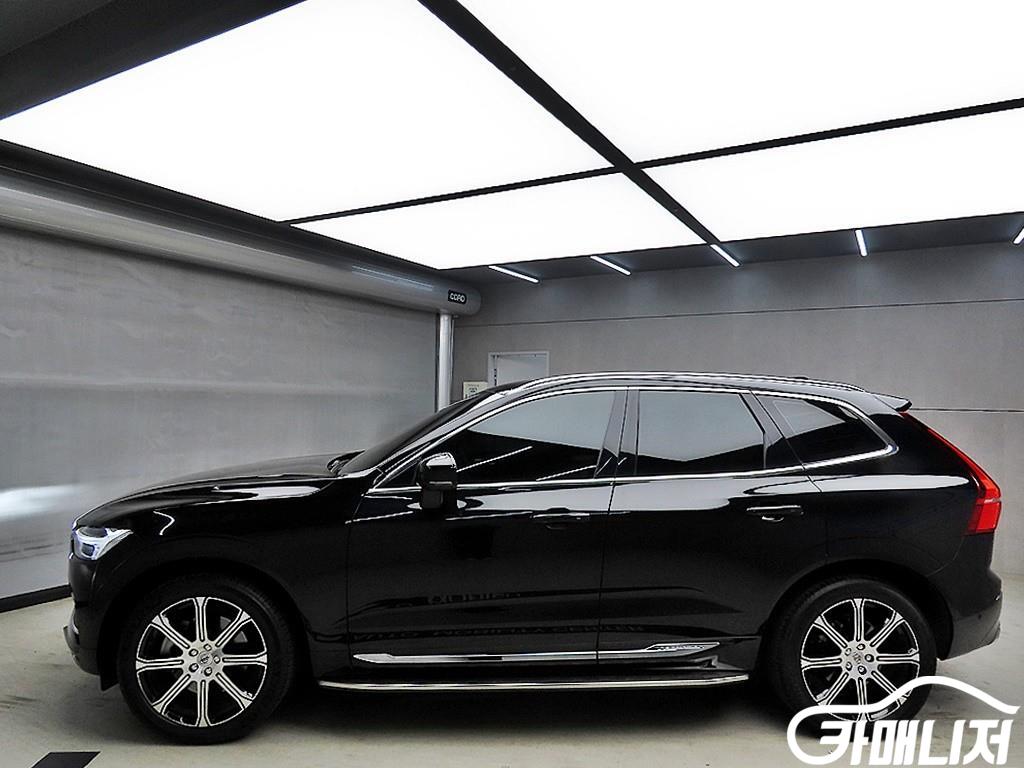 볼보 XC60(2세대) B5 AWD 인스크립션 썸네일 4
