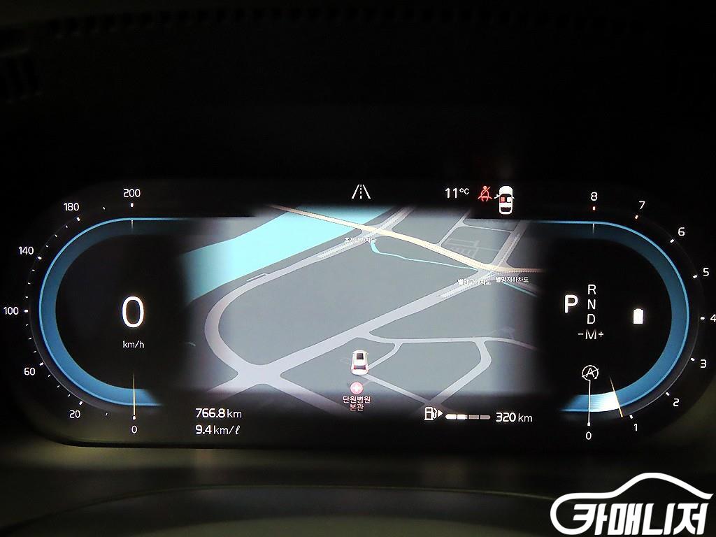 볼보 XC60(2세대) B5 AWD 인스크립션 썸네일 8