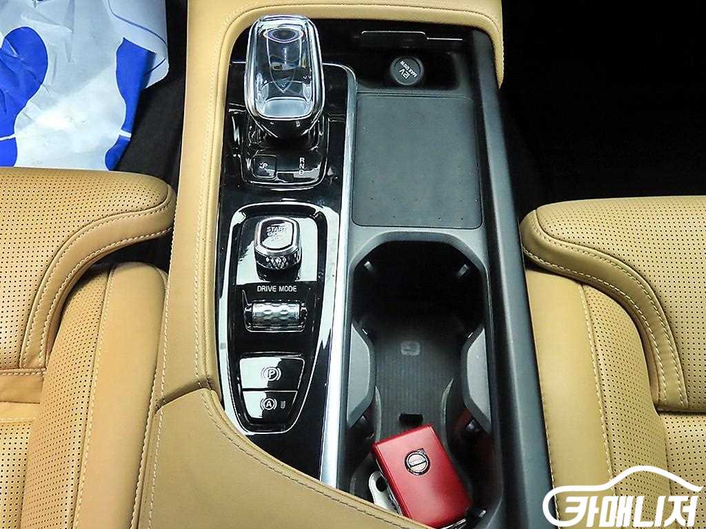 볼보 S90 B6 AWD 인스크립션 썸네일 10