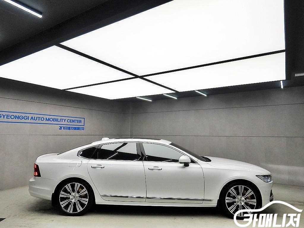 볼보 S90 B6 AWD 인스크립션 썸네일 2
