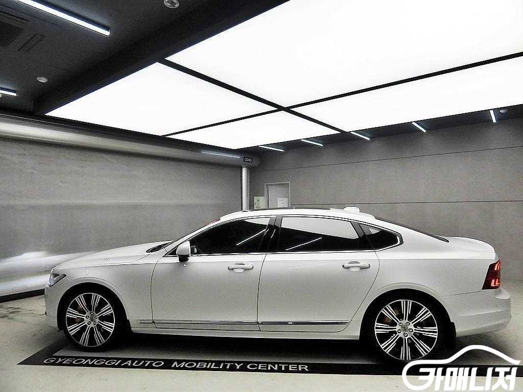 볼보 S90 B6 AWD 인스크립션 썸네일 4