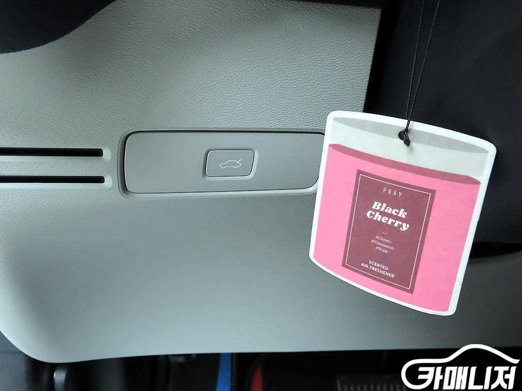 볼보 XC40 B4 AWD 울트라 브라이트 썸네일 12