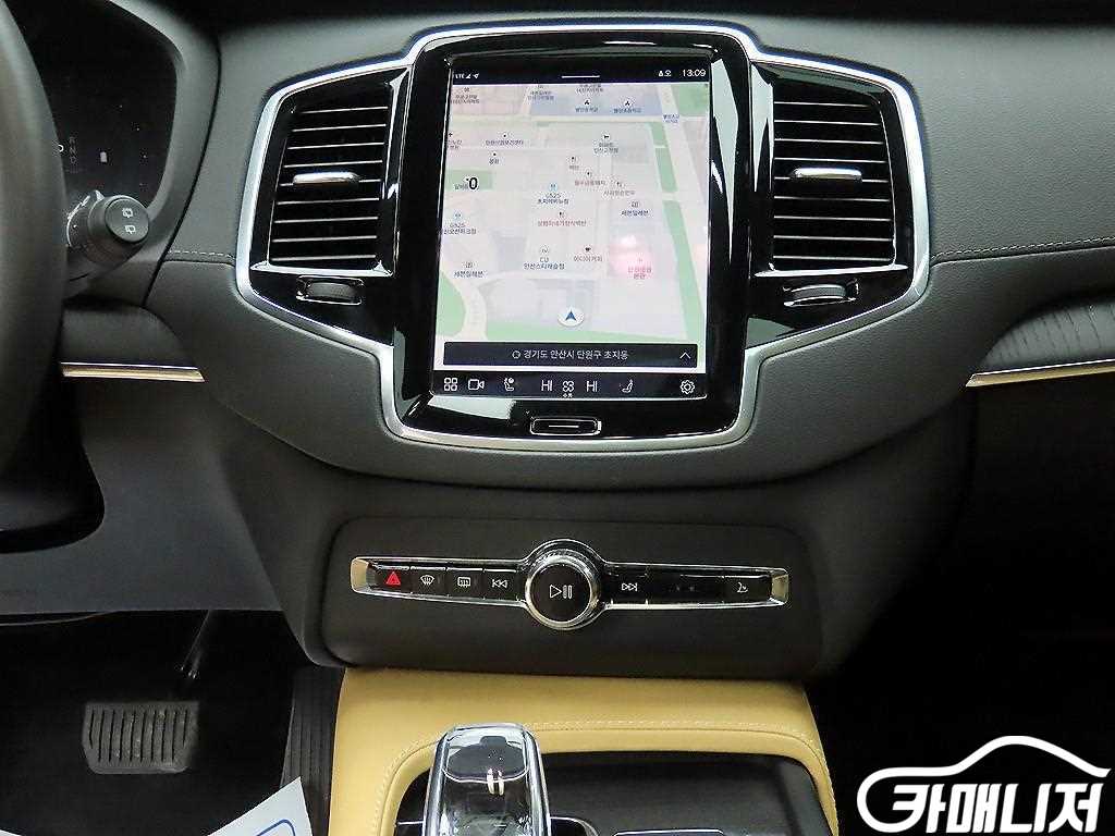 볼보 XC90 2세대 2.0 B6 AWD 썸네일 12