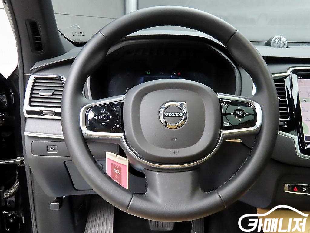 볼보 XC90 2세대 2.0 B6 AWD 썸네일 9