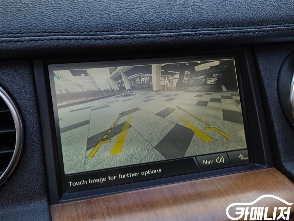 랜드로버 디스커버리4 3.0 TDV6 HSE 썸네일 11