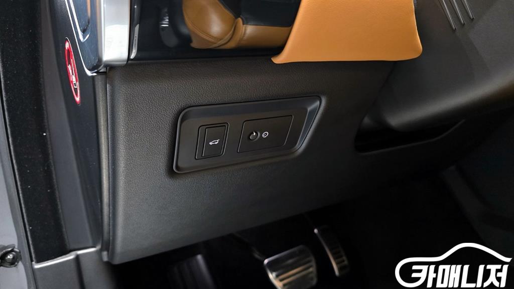 랜드로버 레인지로버 스포츠 2세대 3.0 SDV6 AB 다이나믹 썸네일 11