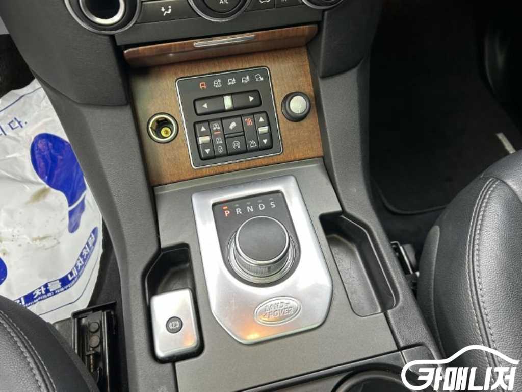 랜드로버 디스커버리4 3.0 SDV6 SE 썸네일 10