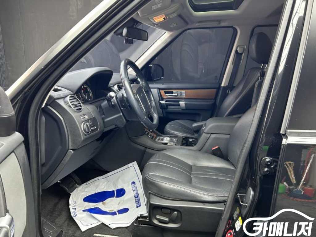 랜드로버 디스커버리4 3.0 SDV6 SE 썸네일 6