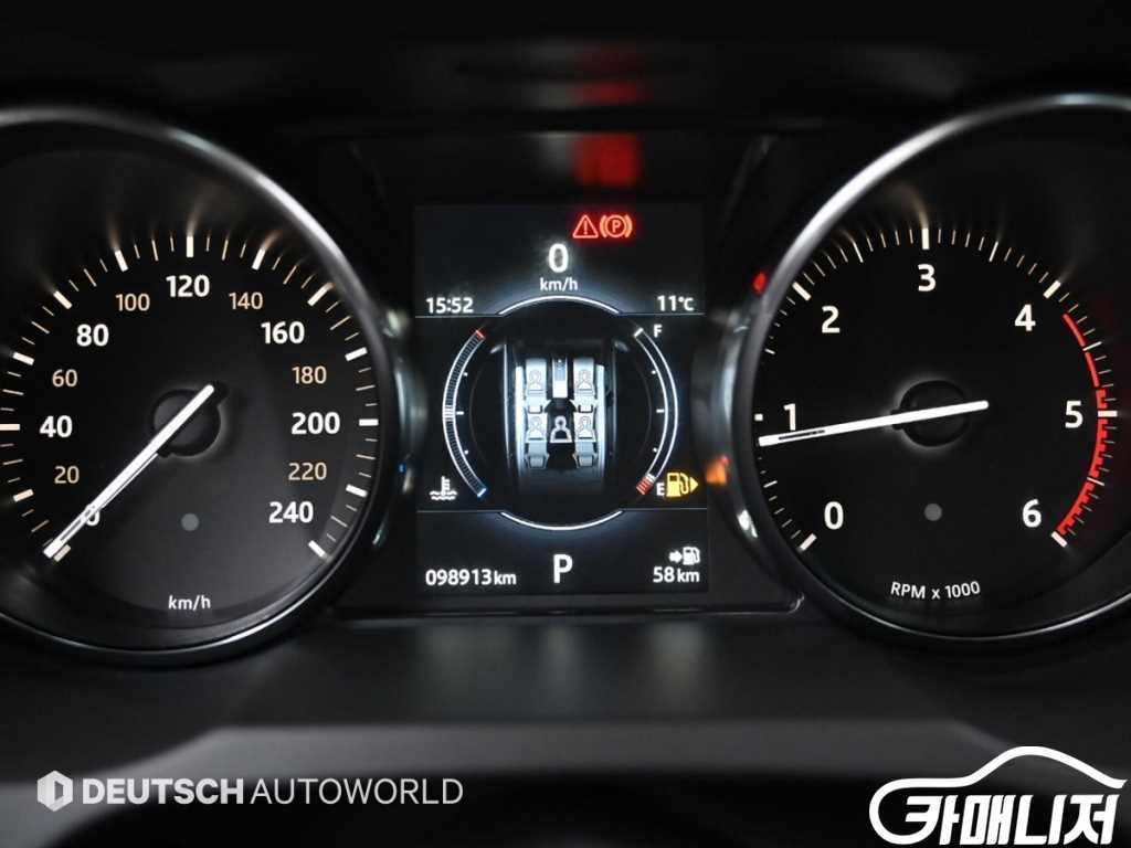 랜드로버 레인지로버 이보크 2.0 TD4 HSE 다이나믹 썸네일 8