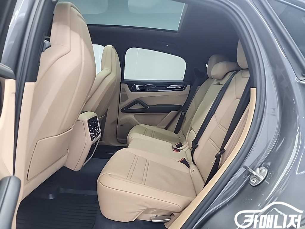 포르쉐 카이엔(PO536) 3.0 쿠페 썸네일 11