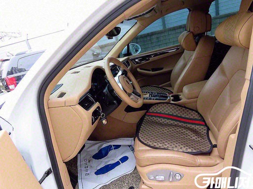 포르쉐 마칸 디젤 3.0 S 썸네일 5