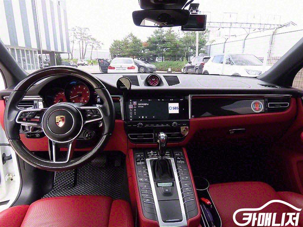 포르쉐 마칸 가솔린 2.9 GTS 썸네일 7