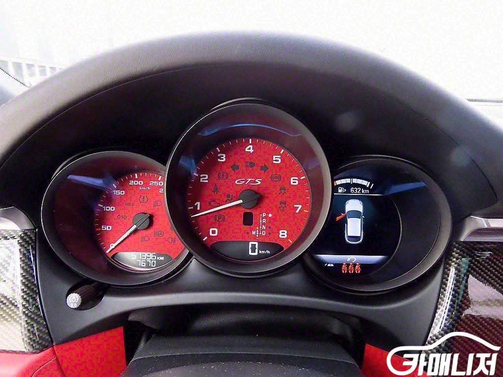 포르쉐 마칸 가솔린 2.9 GTS 썸네일 9