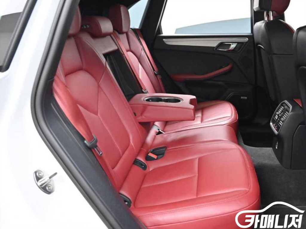 포르쉐 마칸 가솔린 2.9 S 썸네일 12