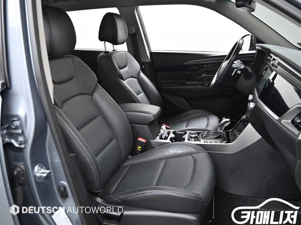 KG모빌리티(쌍용) 뷰티풀코란도 2WD 가솔린 1.5 C7 썸네일 10