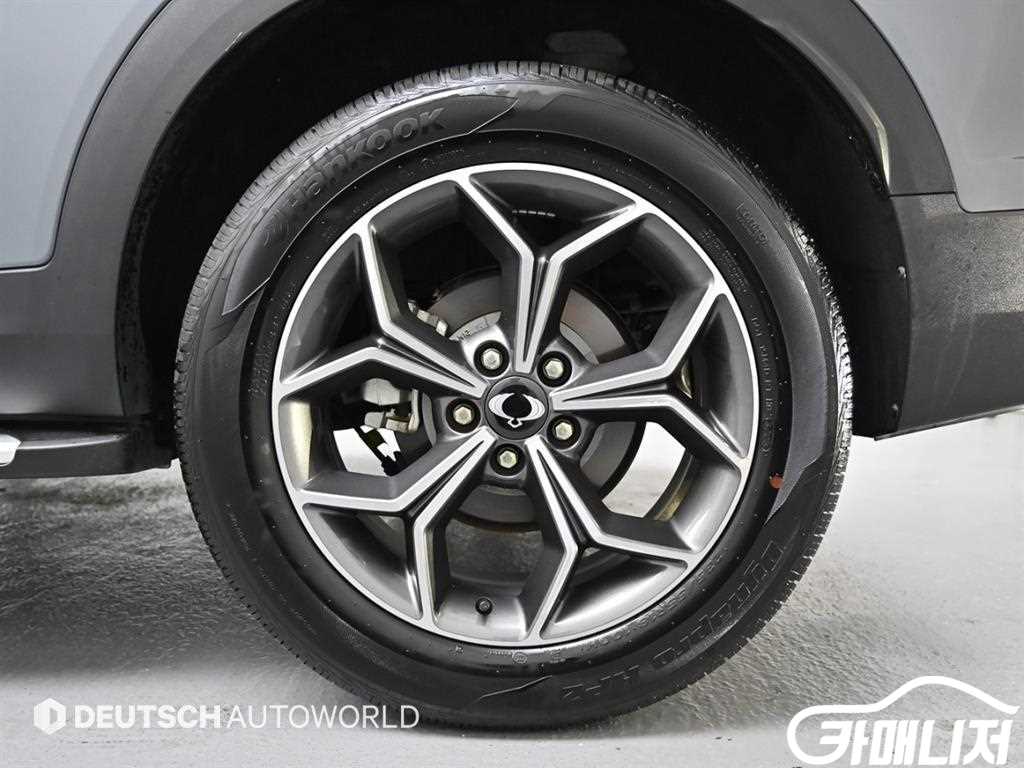 KG모빌리티(쌍용) 뷰티풀코란도 2WD 가솔린 1.5 C7 썸네일 5