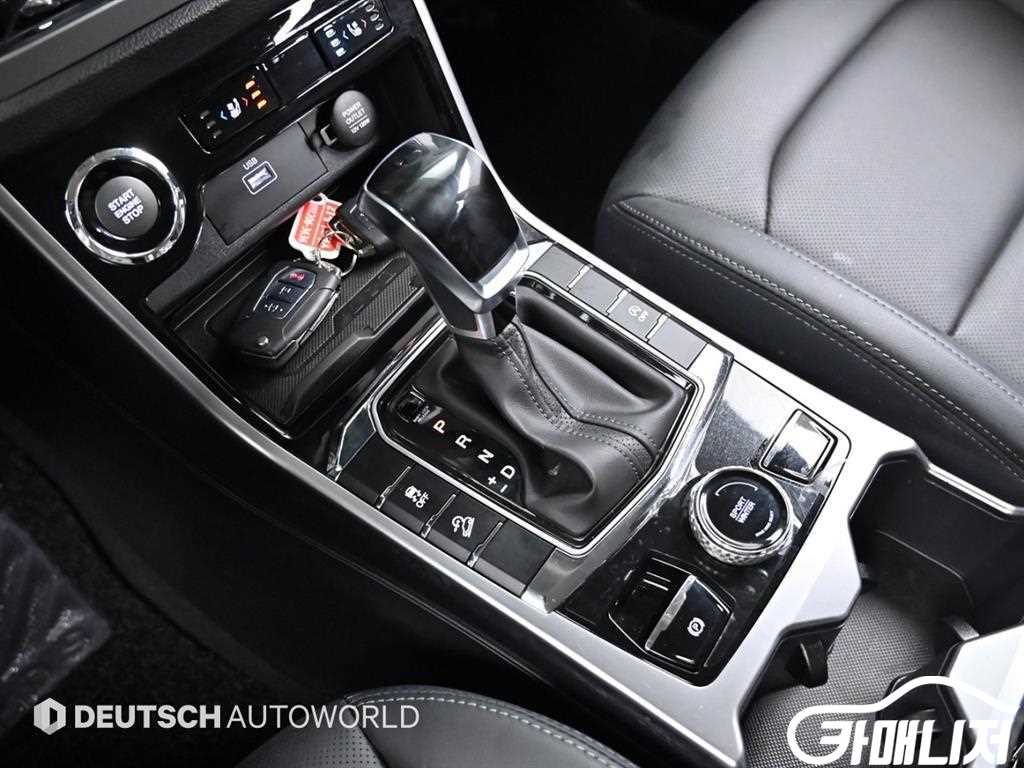 KG모빌리티(쌍용) 뷰티풀코란도 2WD 가솔린 1.5 C7 썸네일 9