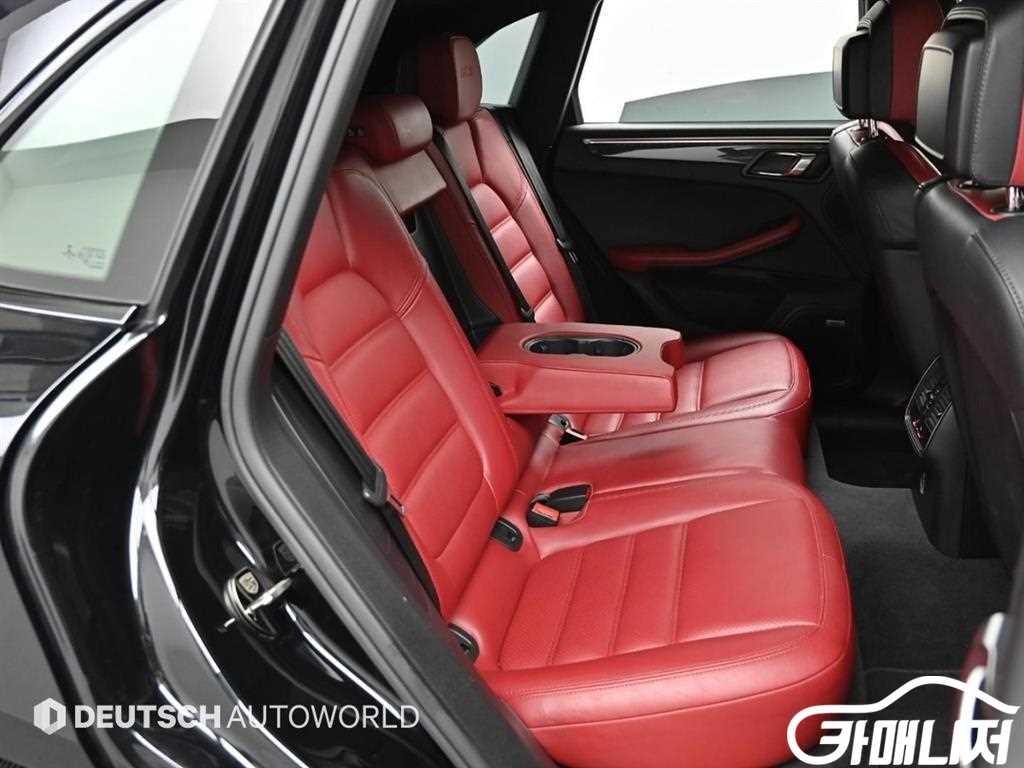 포르쉐 마칸 가솔린 3.0 GTS 썸네일 10