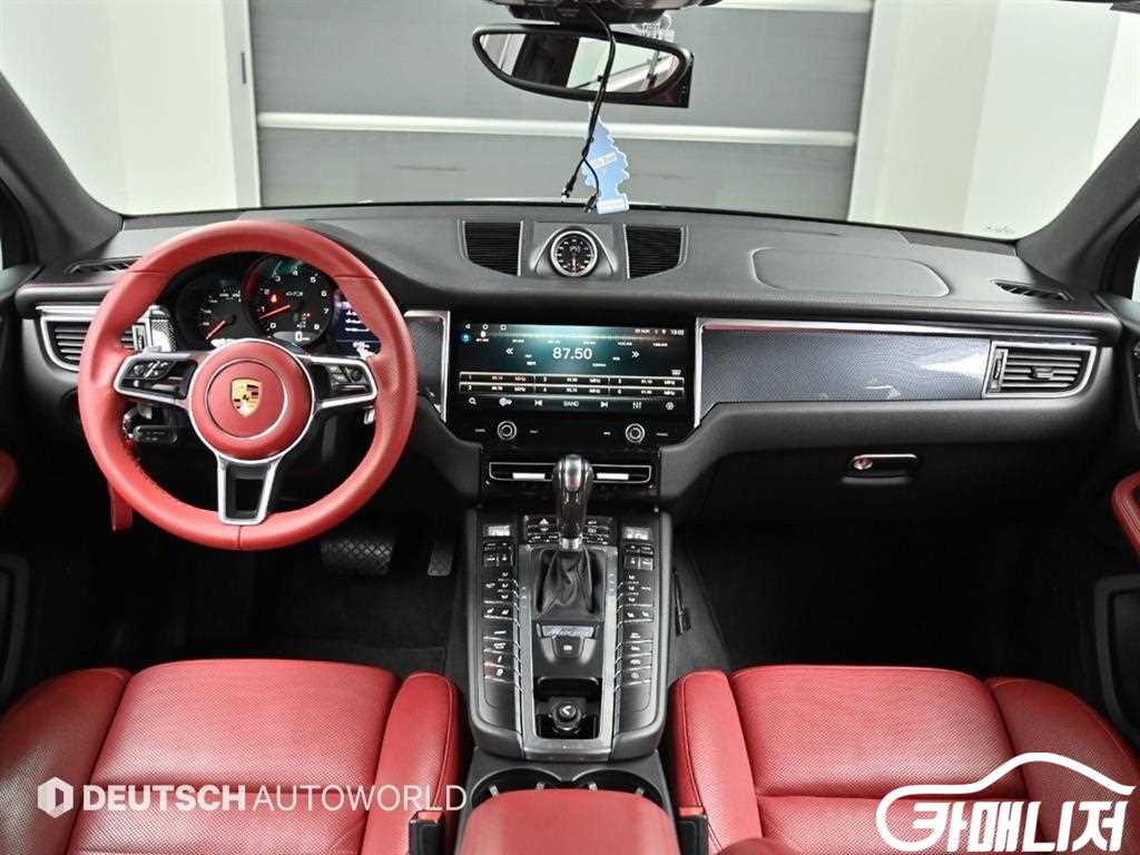 포르쉐 마칸 가솔린 3.0 GTS 썸네일 6