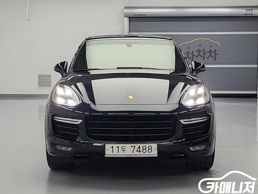 포르쉐 뉴 카이엔 3.6 GTS 썸네일 2