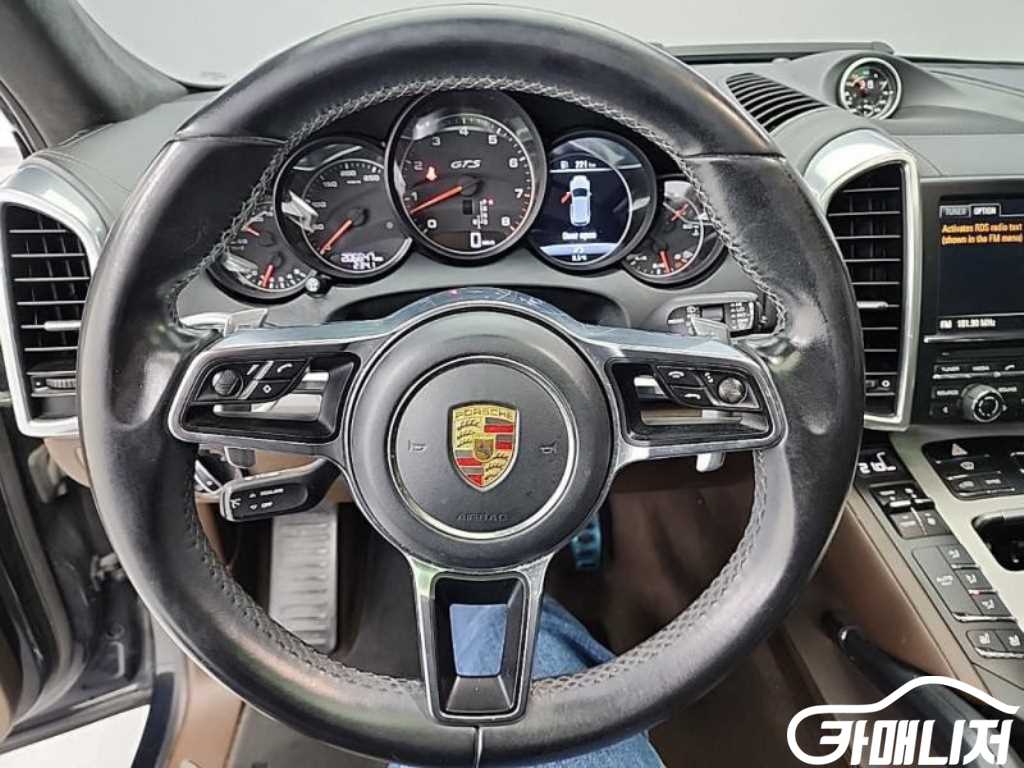 포르쉐 뉴 카이엔 3.6 GTS 썸네일 9