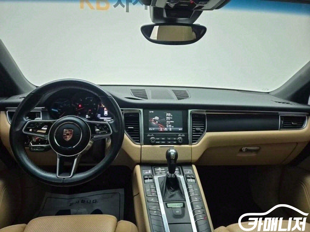 포르쉐 마칸 가솔린 2.0 썸네일 7