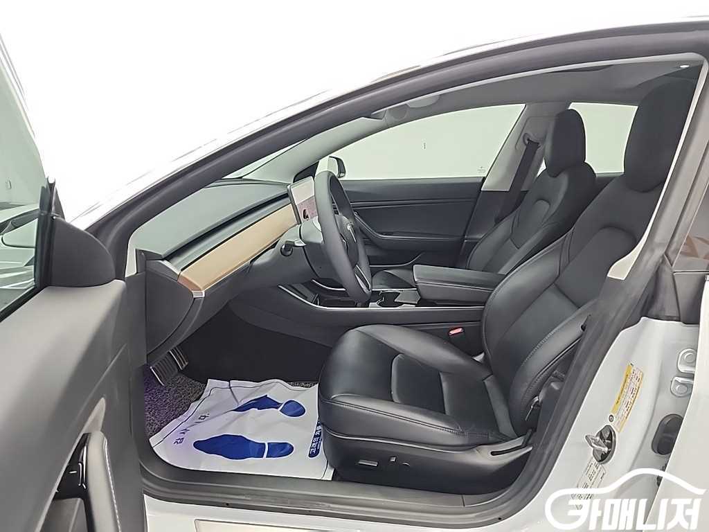 테슬라 모델 3 롱 레인지 썸네일 11