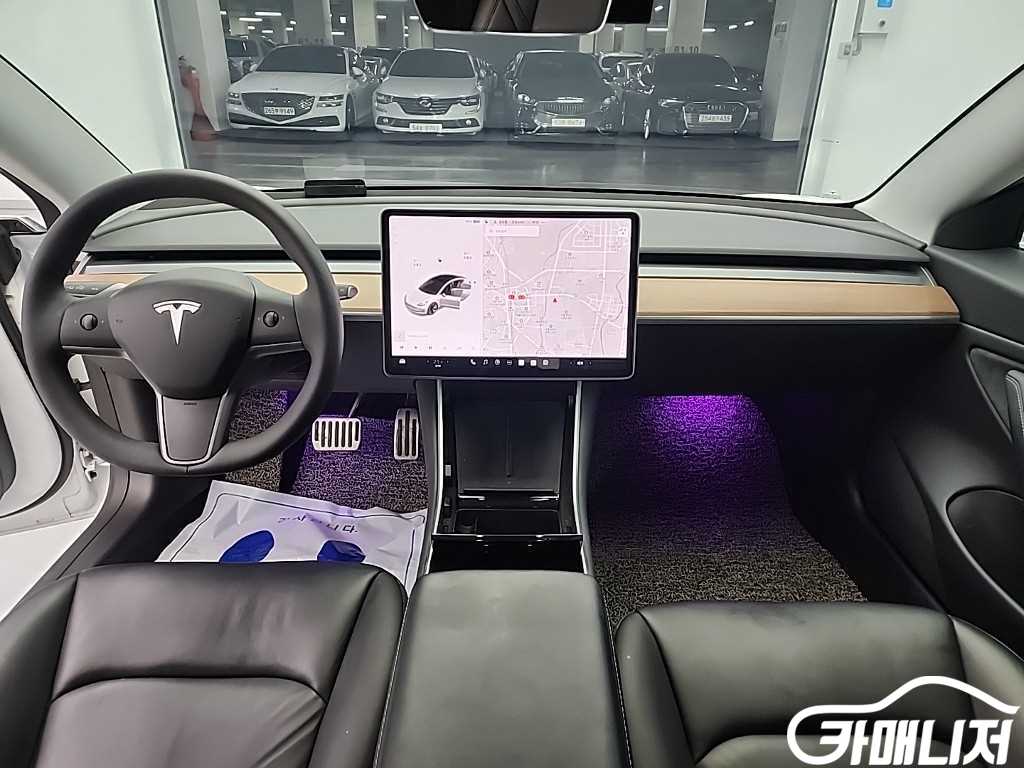 테슬라 모델 3 롱 레인지 썸네일 7