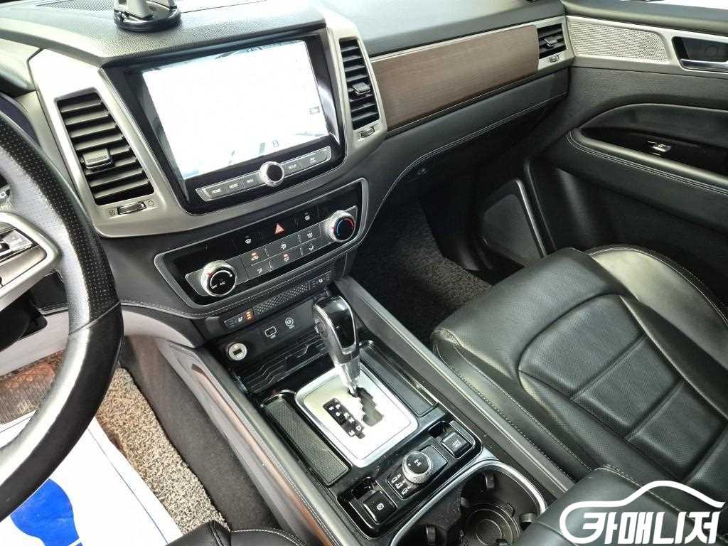 KG모빌리티(쌍용) G4렉스턴 디젤 2.2 4WD 썸네일 10