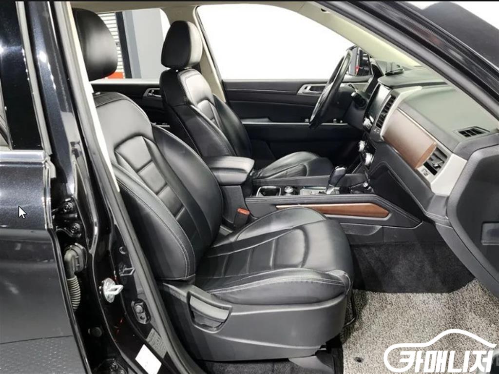 KG모빌리티(쌍용) G4렉스턴 디젤 2.2 4WD 썸네일 11