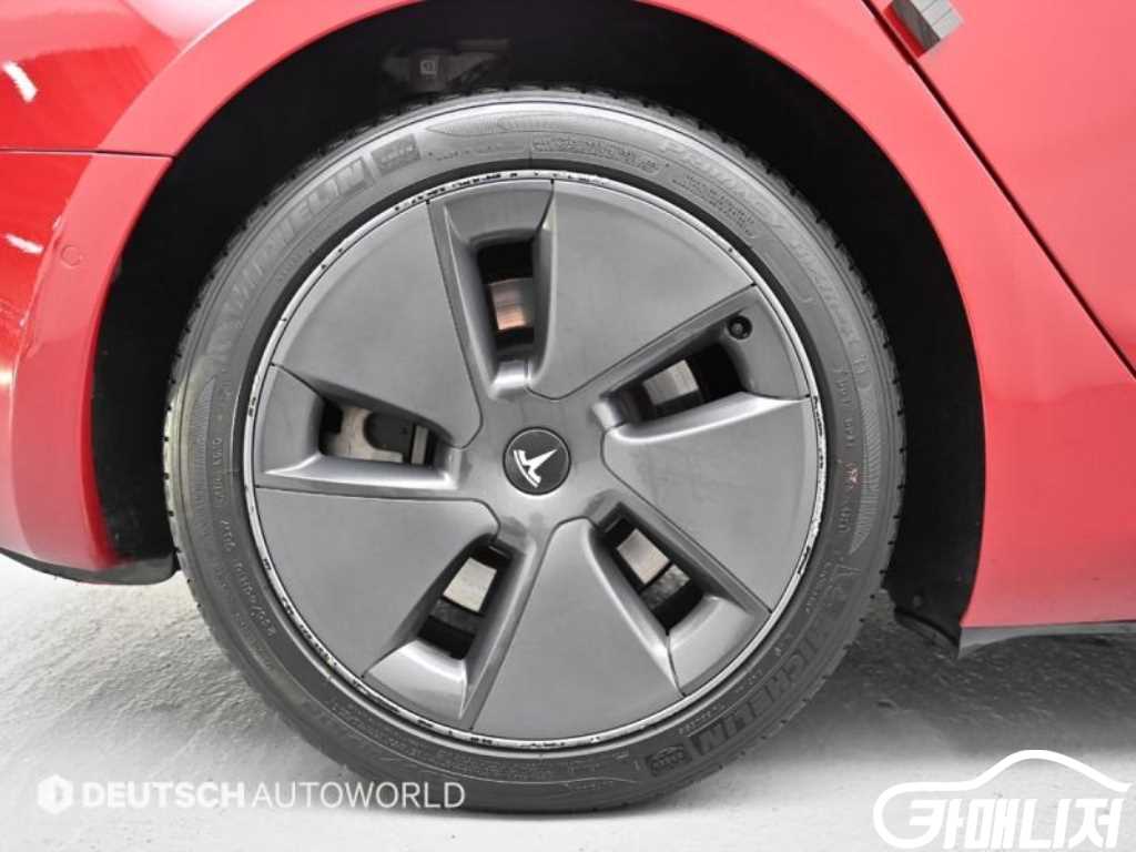 테슬라 모델 3 스탠다드 레인지 플러스 썸네일 5