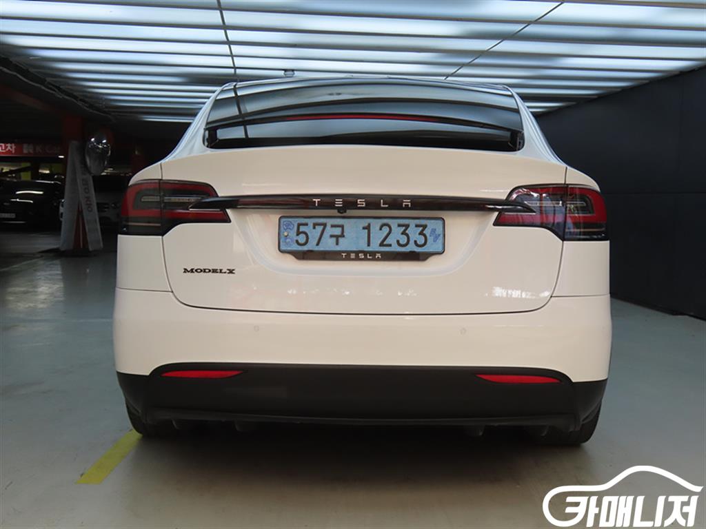 테슬라 모델 X 75D 썸네일 3