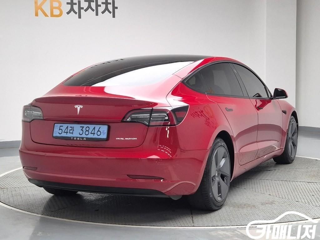 테슬라 모델 3 롱 레인지 썸네일 3
