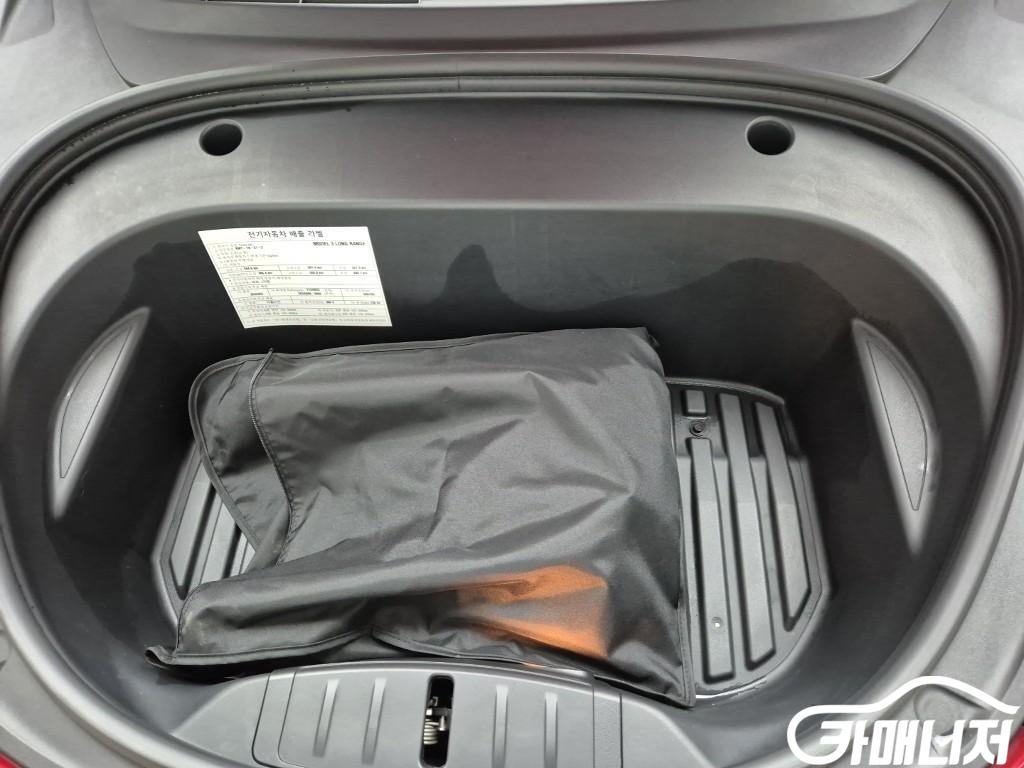 테슬라 모델 3 롱 레인지 썸네일 5