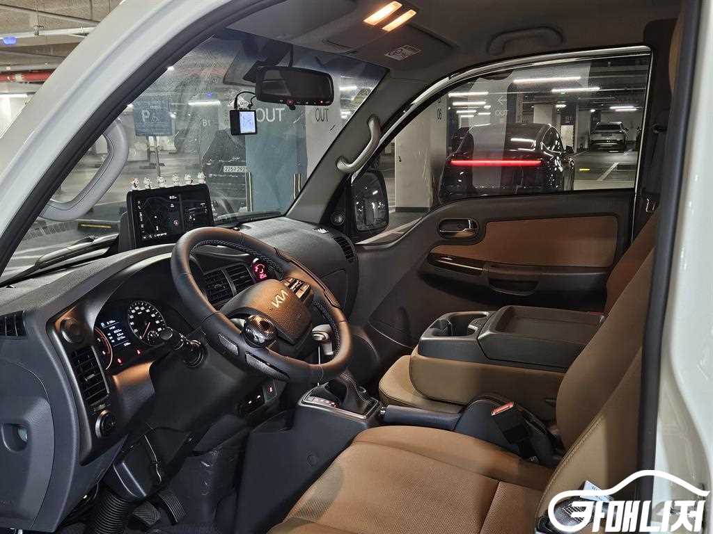 소형화물 [카고]봉고3 (LPG2.5터보) 더블캡/초장축/2WD 썸네일 5